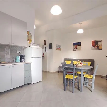 Iraklis - Relaxing Spacious * أغيا غاليني